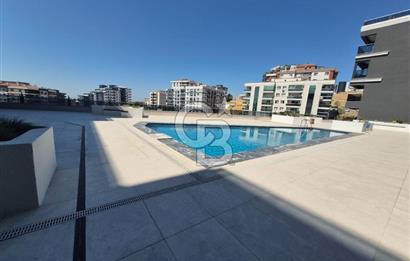 Çiğli Atlas Life Sitesinde Havuzlu K.Otoparklı 2+1 Satılık Daire