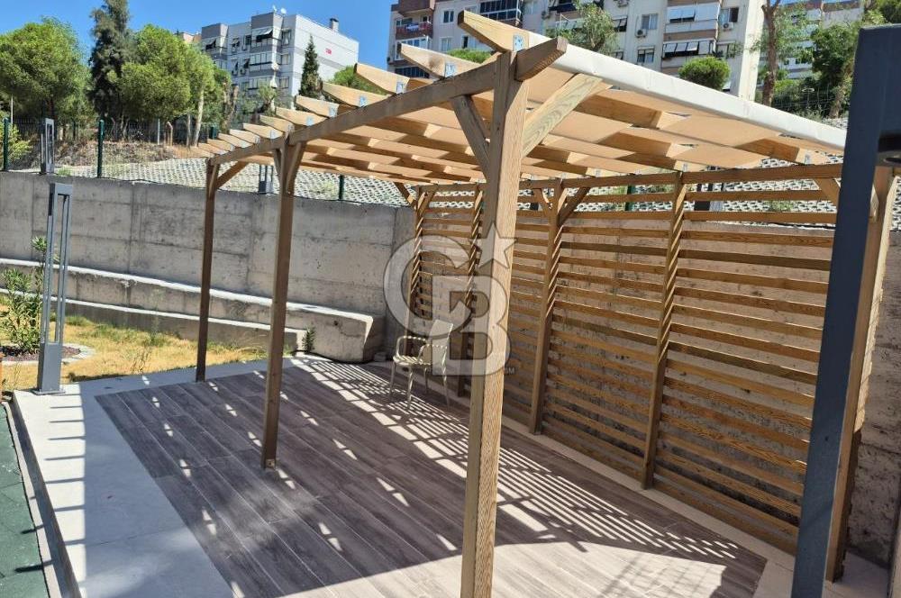 Çiğli Atlas Life Sitesinde Havuzlu K.Otoparklı 2+1 Satılık Daire