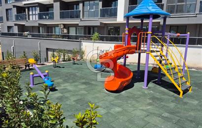 Çiğli Atlas Life Sitesinde Havuzlu K.Otoparklı 2+1 Satılık Daire