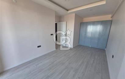 Çiğli Atlas Life Sitesinde Havuzlu K.Otoparklı 2+1 Satılık Daire