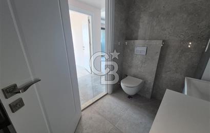 Çiğli Atlas Life Sitesinde Havuzlu K.Otoparklı 2+1 Satılık Daire