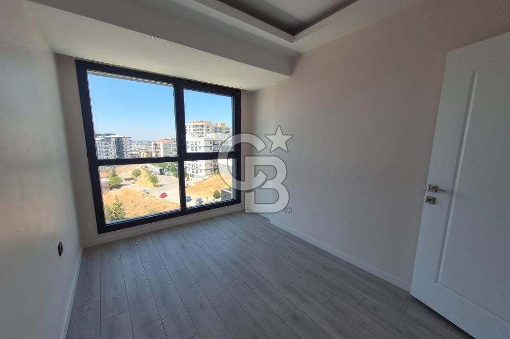 Çiğli Atlas Life Sitesinde Havuzlu K.Otoparklı 2+1 Satılık Daire