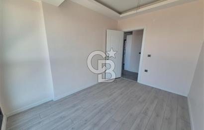 Çiğli Atlas Life Sitesinde Havuzlu K.Otoparklı 2+1 Satılık Daire