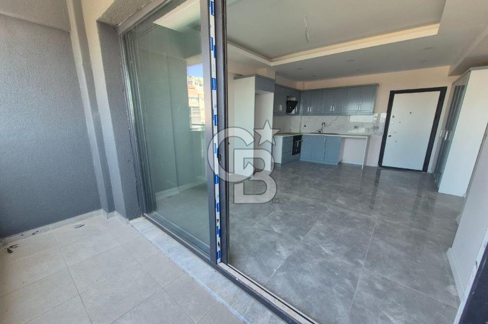 Çiğli Atlas Life Sitesinde Havuzlu K.Otoparklı 2+1 Satılık Daire