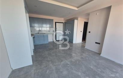 Çiğli Atlas Life Sitesinde Havuzlu K.Otoparklı 2+1 Satılık Daire