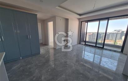 Çiğli Atlas Life Sitesinde Havuzlu K.Otoparklı 2+1 Satılık Daire