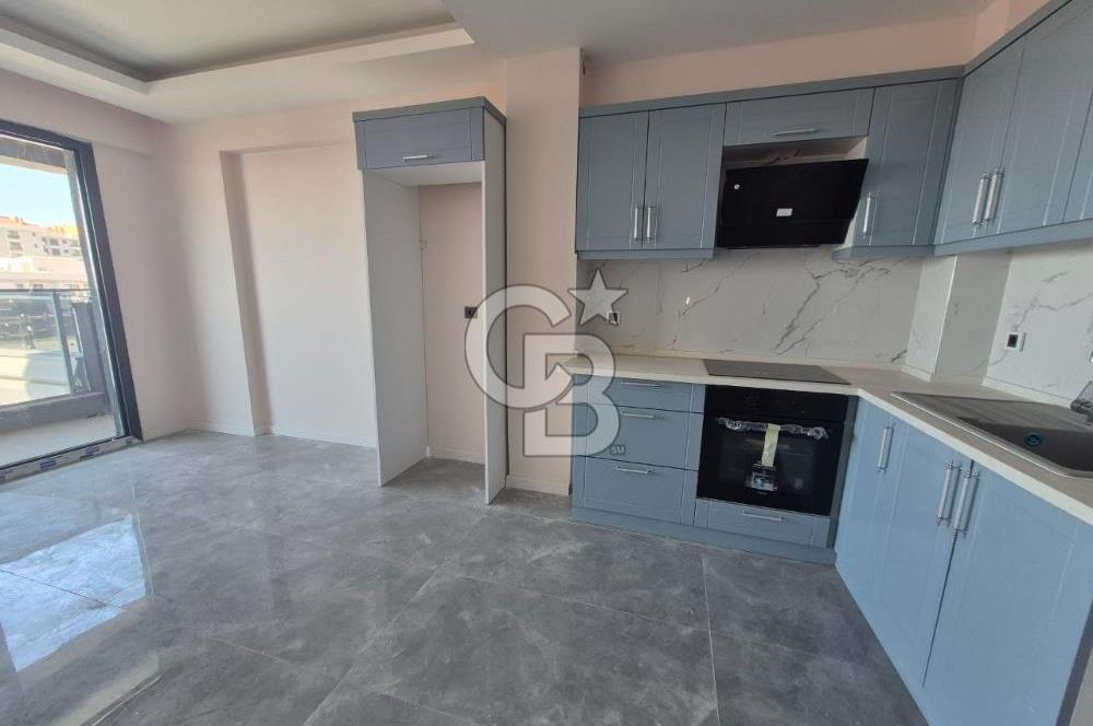 Çiğli Atlas Life Sitesinde Havuzlu K.Otoparklı 2+1 Satılık Daire
