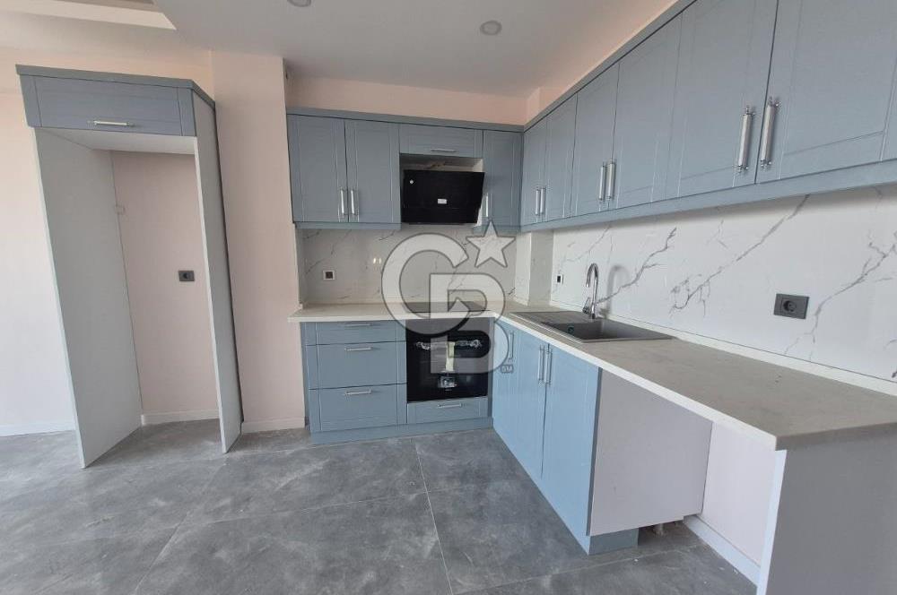 Çiğli Atlas Life Sitesinde Havuzlu K.Otoparklı 2+1 Satılık Daire