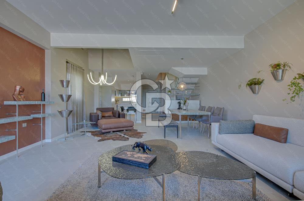 Urla M. Fevzi Çakmak'ta Satılık Sıfır 5+1 Forlex Villa