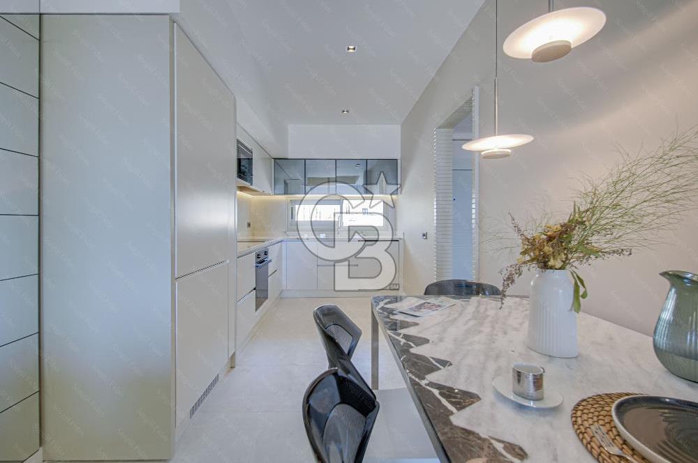 Urla M. Fevzi Çakmak'ta Satılık Sıfır 5+1 Forlex Villa