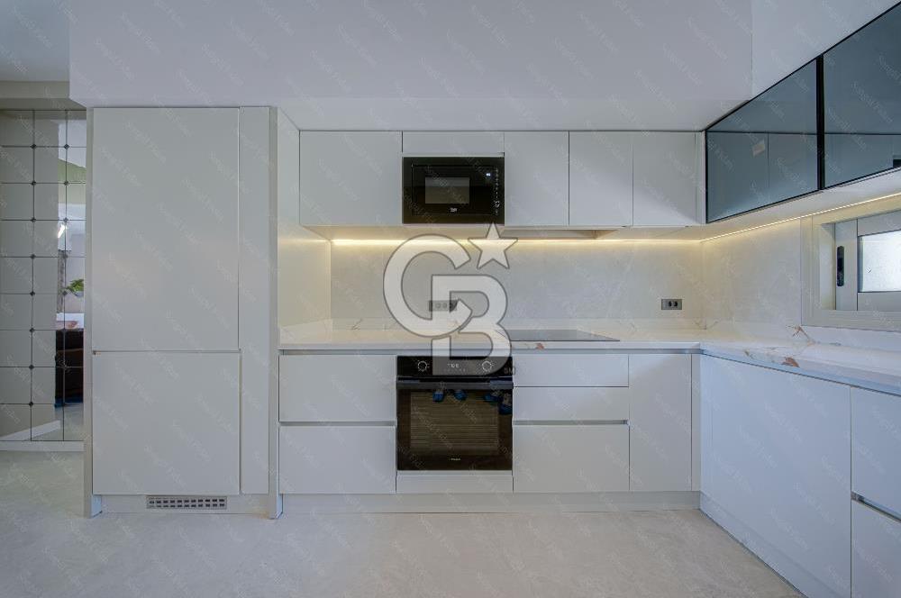 Urla M. Fevzi Çakmak'ta Satılık Sıfır 5+1 Forlex Villa