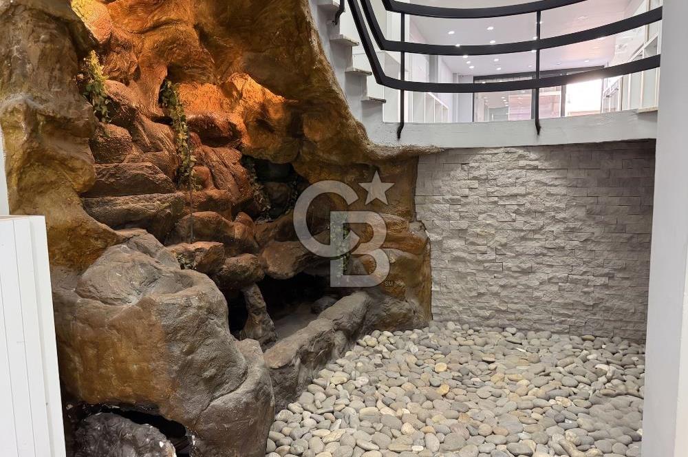 ÇANAKKALE MERKEZ ÇARŞI İÇİNDE 220M² KİRALIK DÜKKAN
