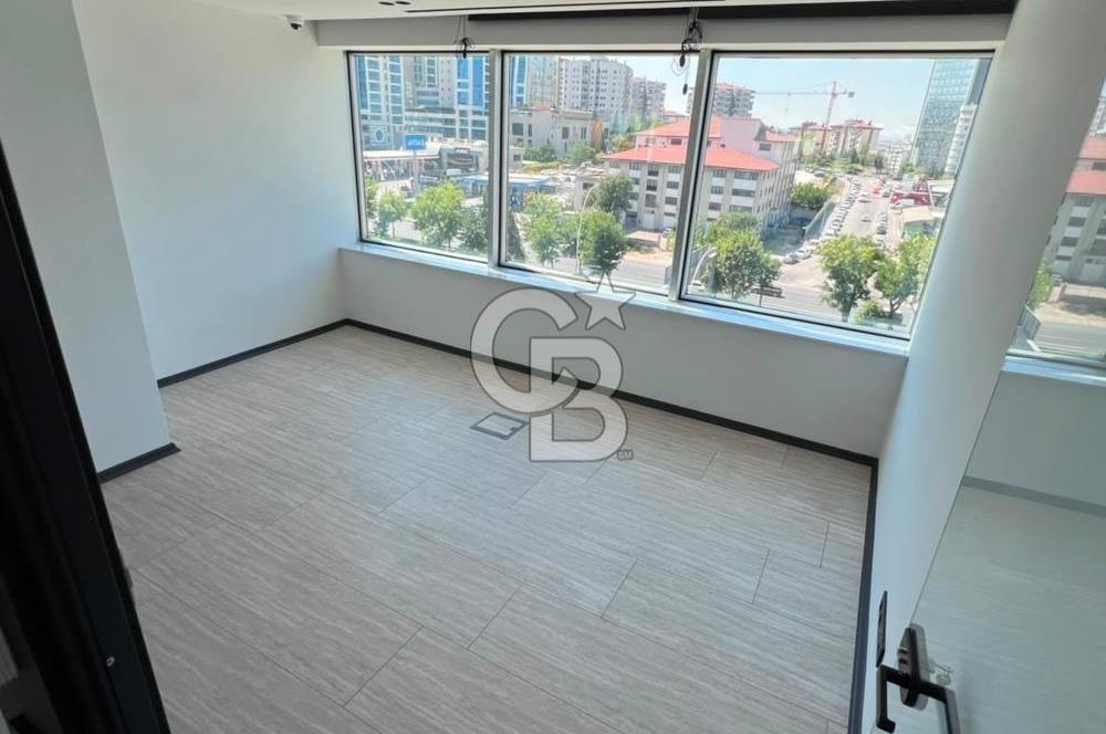 KONYA YOLUNA CEPHE KAYA PLAZADA FULL MODERN YAPILI KİRALIK 500m2 OFİS