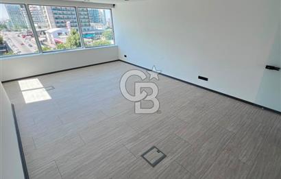 KONYA YOLUNA CEPHE KAYA PLAZADA FULL MODERN YAPILI KİRALIK 500m2 OFİS