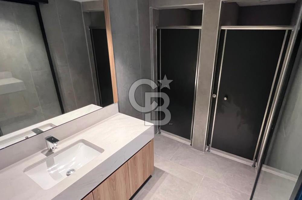 KONYA YOLUNA CEPHE KAYA PLAZADA FULL MODERN YAPILI KİRALIK 500m2 OFİS