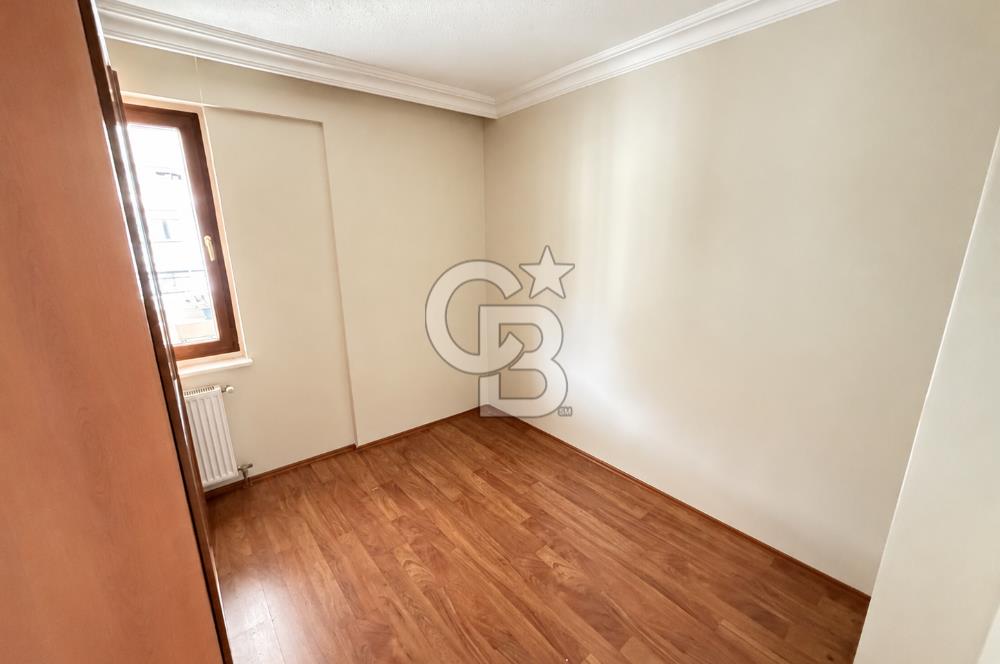 Yaşamkent Merkezde Kiralık 4+1 Geniş Daire