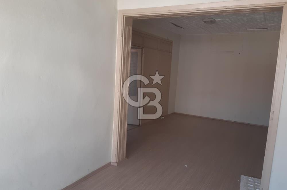 GEMLİK İSTİKLAL CD'DE 230M2(NET) MERKEZİ KONUMDA SATILIK DAİRE.