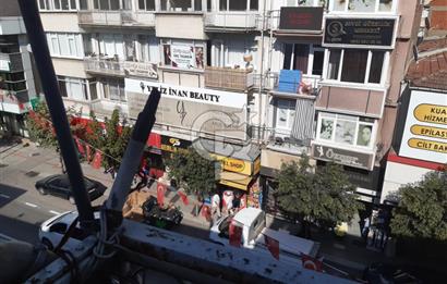 GEMLİK İSTİKLAL CD'DE 230M2(NET) MERKEZİ KONUMDA SATILIK DAİRE.