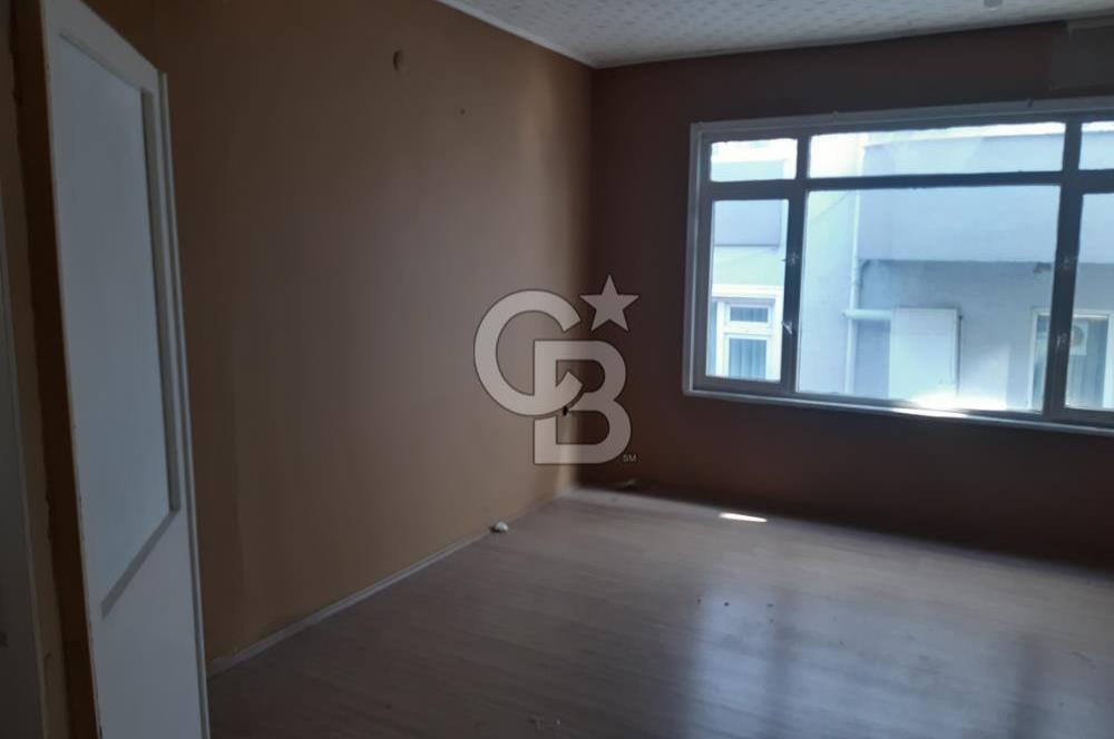 GEMLİK İSTİKLAL CD'DE 230M2(NET) MERKEZİ KONUMDA SATILIK DAİRE.