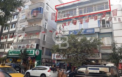 GEMLİK İSTİKLAL CD'DE 230M2(NET) MERKEZİ KONUMDA SATILIK DAİRE.