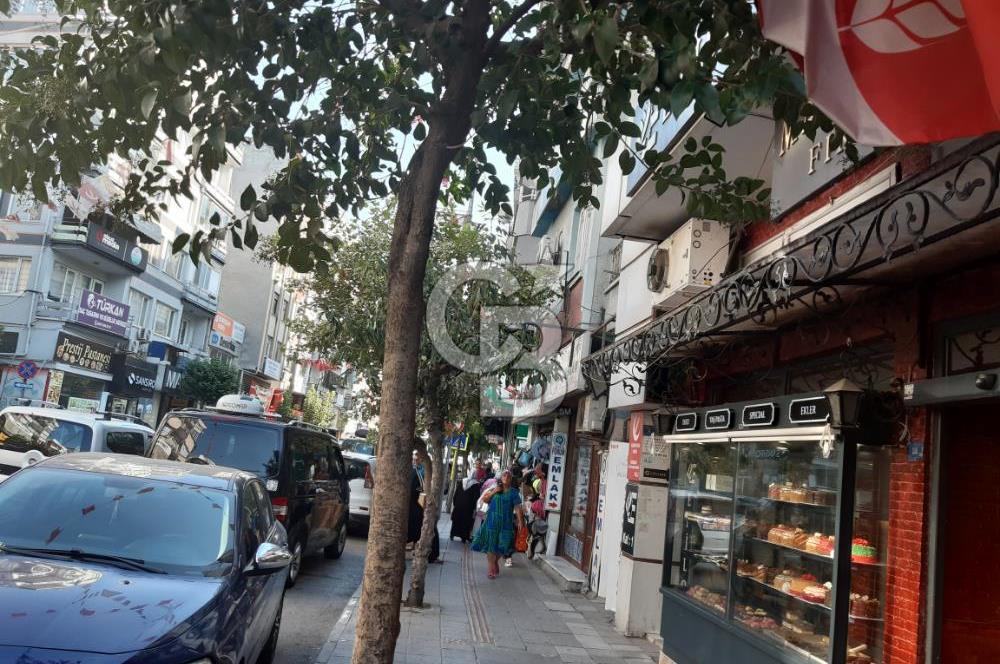 GEMLİK İSTİKLAL CADDESİN'DE 110M2(NET) SATILIK DAİRE.