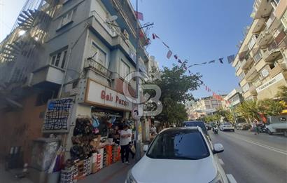 GEMLİK İSTİKLAL CD'DE 230M2(NET) MERKEZİ KONUMDA SATILIK DAİRE.