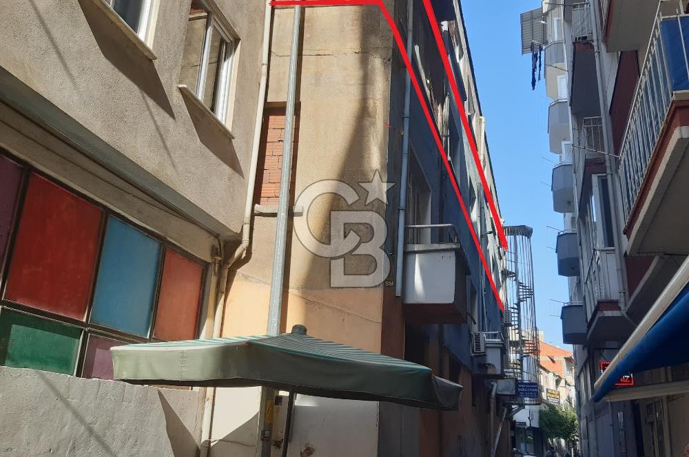 GEMLİK İSTİKLAL CADDESİN'DE 110M2(NET) SATILIK DAİRE.