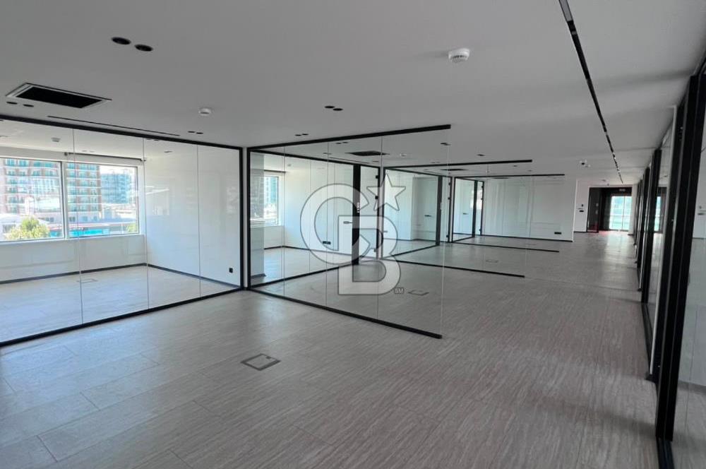 KONYA YOLUNA CEPHE KAYA PLAZADA FULL MODERN YAPILI KİRALIK 500m2 OFİS