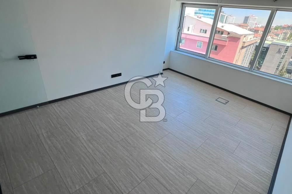 KONYA YOLUNA CEPHE KAYA PLAZADA FULL MODERN YAPILI KİRALIK 500m2 OFİS