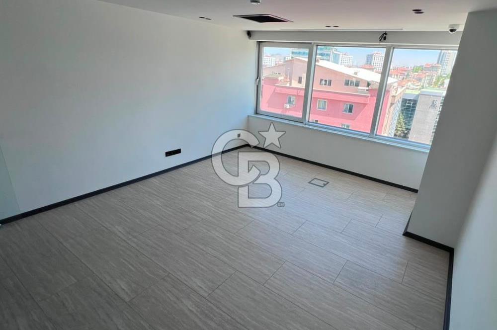 KONYA YOLUNA CEPHE KAYA PLAZADA FULL MODERN YAPILI KİRALIK 500m2 OFİS