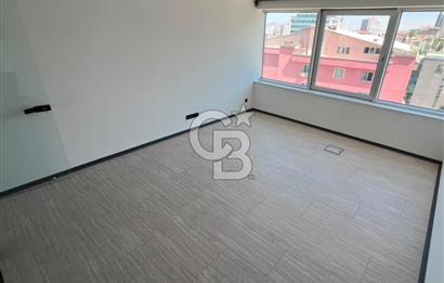 KONYA YOLUNA CEPHE KAYA PLAZADA FULL MODERN YAPILI KİRALIK 500m2 OFİS