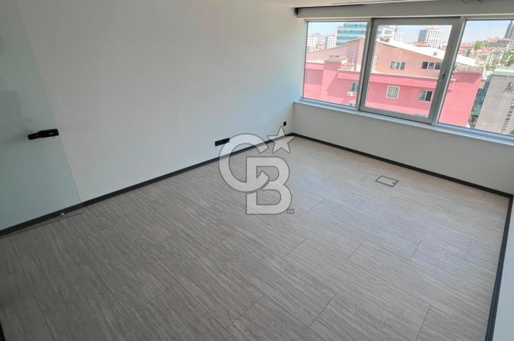 KONYA YOLUNA CEPHE KAYA PLAZADA FULL MODERN YAPILI KİRALIK 500m2 OFİS