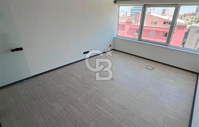 KONYA YOLUNA CEPHE KAYA PLAZADA FULL MODERN YAPILI KİRALIK 500m2 OFİS