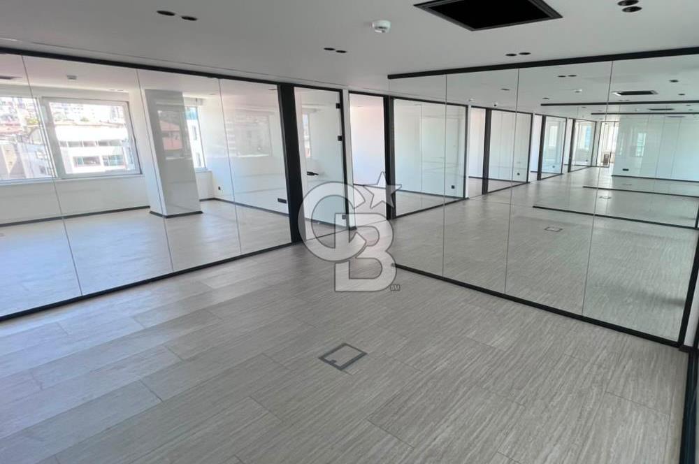 KONYA YOLUNA CEPHE KAYA PLAZADA FULL MODERN YAPILI KİRALIK 500m2 OFİS