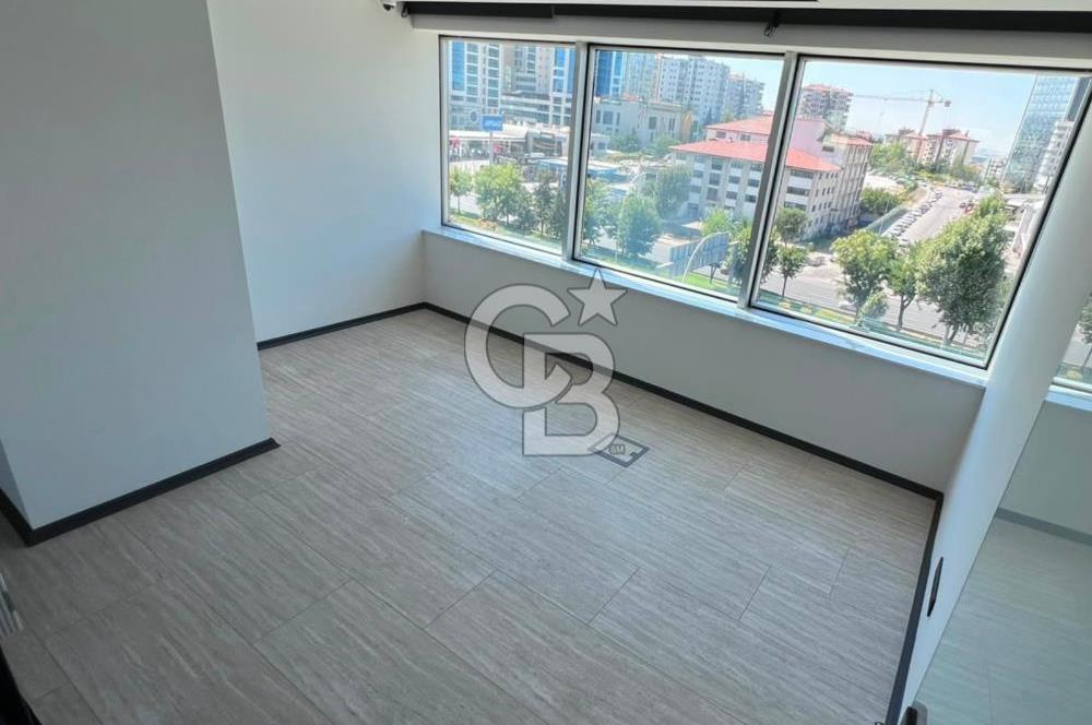 KONYA YOLUNA CEPHE KAYA PLAZADA FULL MODERN YAPILI KİRALIK 500m2 OFİS