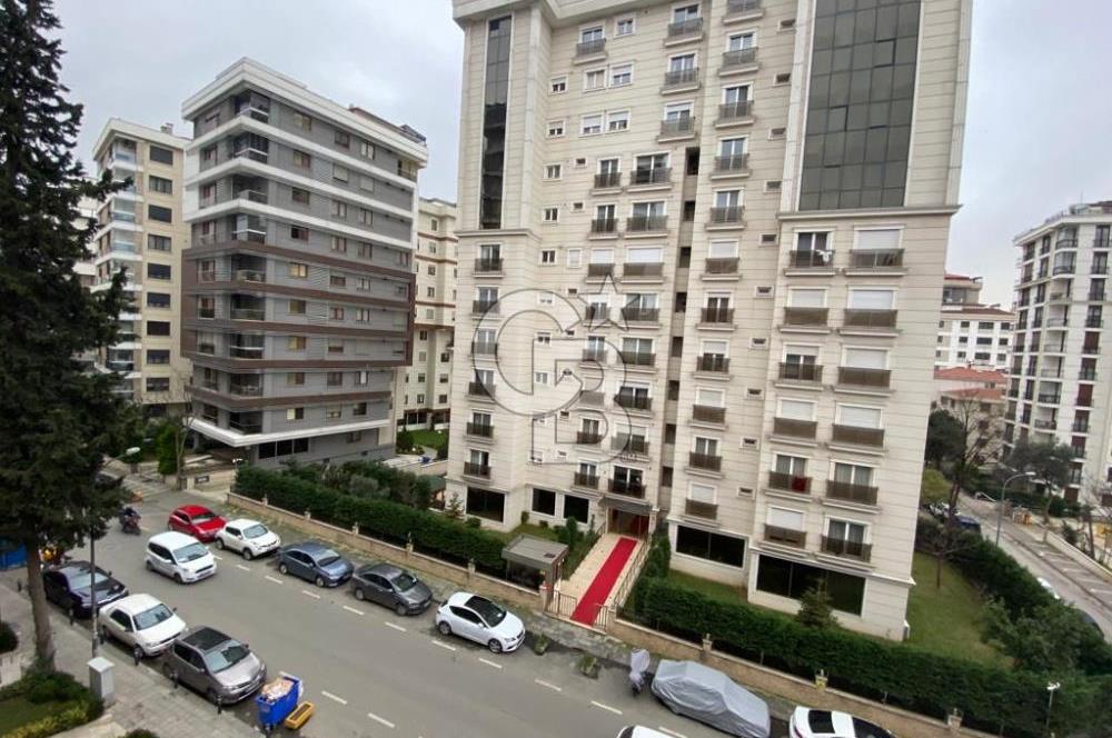 Erenköy Kaşaneler Sokak'ta Eşyalı KİRALIK 2+1 Daire