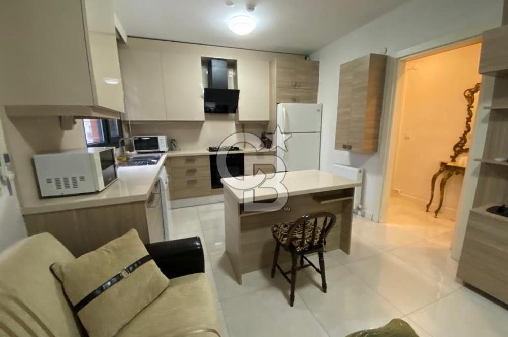 Erenköy Kaşaneler Sokak'ta Eşyalı KİRALIK 2+1 Daire