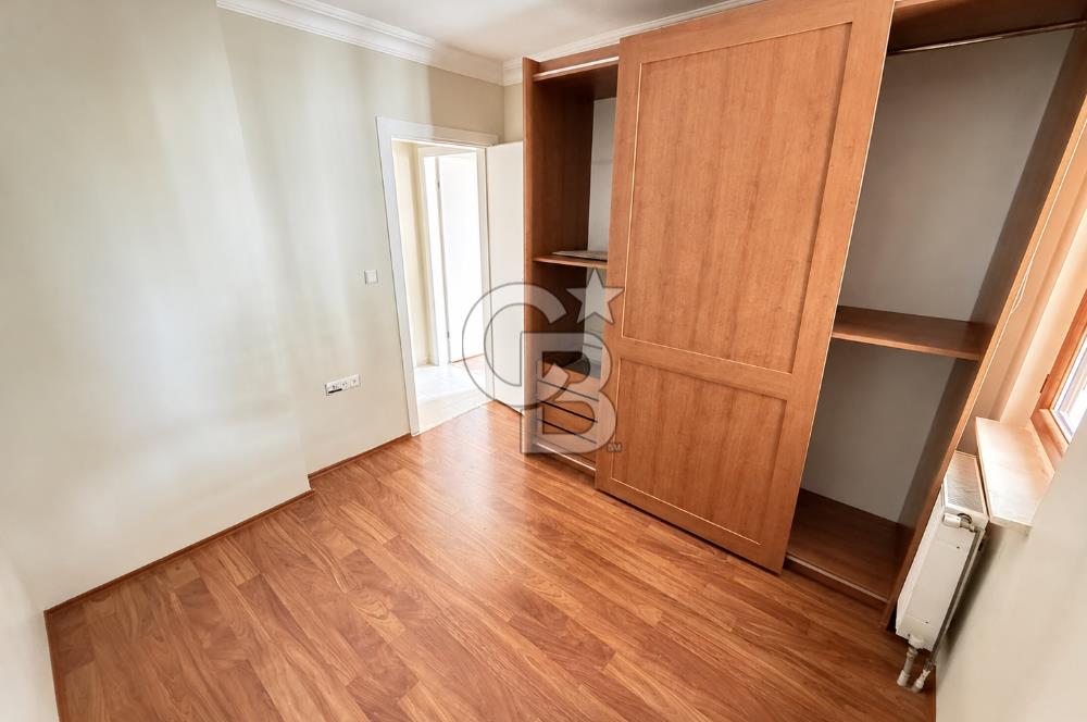 Yaşamkent Merkezde Kiralık 4+1 Geniş Daire