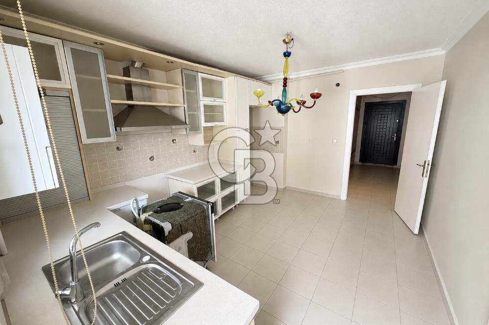 Yaşamkent Merkezde Kiralık 4+1 Geniş Daire