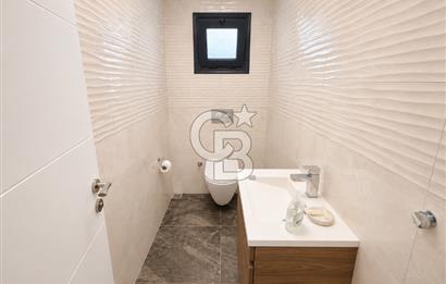 Narlıdere Limanreiste Denize 250 m | 6+2 | 200 m² Net | Villa
