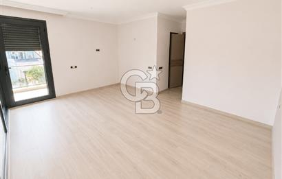 Narlıdere Limanreiste Denize 250 m | 6+2 | 200 m² Net | Villa