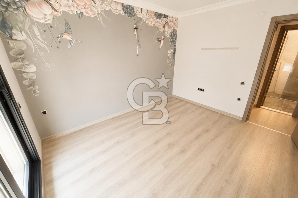Narlıdere Limanreiste Denize 250 m | 6+2 | 200 m² Net | Villa
