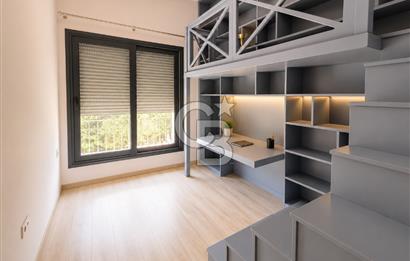 Narlıdere Limanreiste Denize 250 m | 6+2 | 200 m² Net | Villa