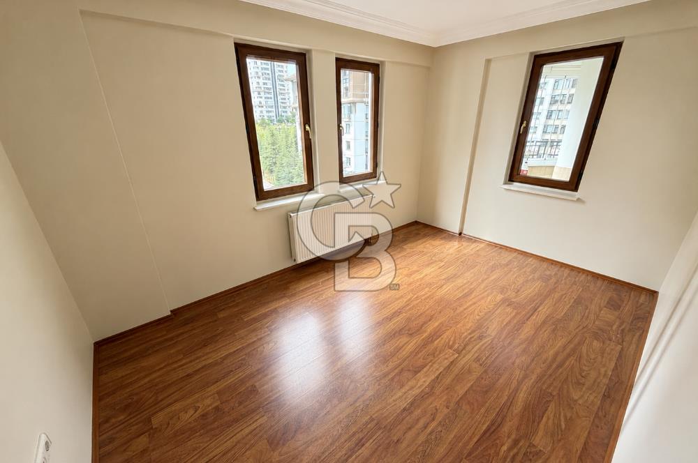 Yaşamkent Merkezde Kiralık 4+1 Geniş Daire