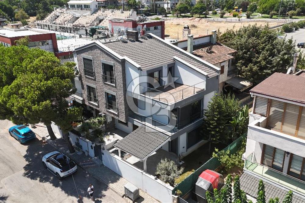 Narlıdere Limanreiste Denize 250 m | 6+2 | 200 m² Net | Villa