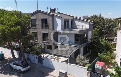 Narlıdere Limanreiste Denize 250 m | 6+2 | 200 m² Net | Villa