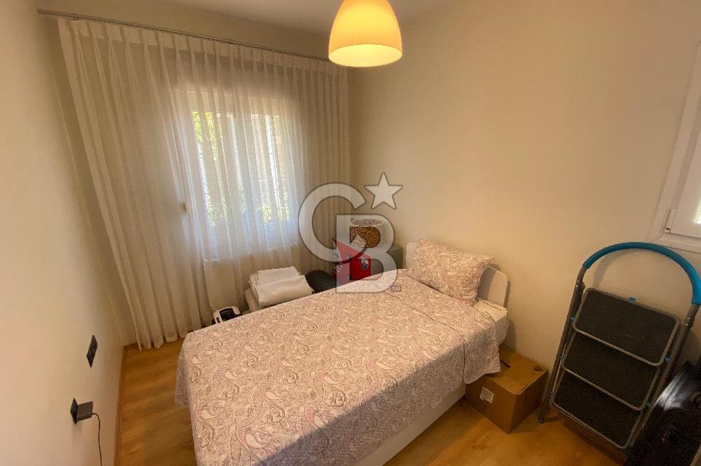 Güzelbahçe Yelki'de 560m2 Arsa İçinde Müstakil,Havuzlu 4+1 Villa