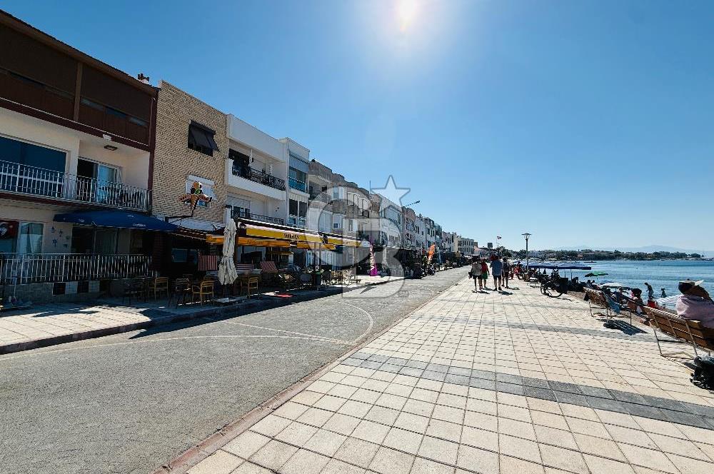 Çandarlıda Sahile 30 Metre Tadilatlı Satılık 1+1 Daire