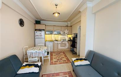 Çandarlıda Sahile 30 Metre Tadilatlı Satılık 1+1 Daire