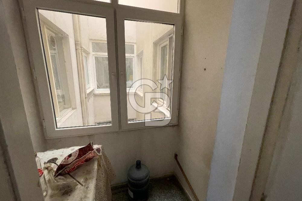 BORNOVA ERZENE'DE SATILIK 3+1 DAİRE